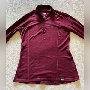 REI Co-op women’s long sleeve quarter zip base layer size small burgundy/maroon